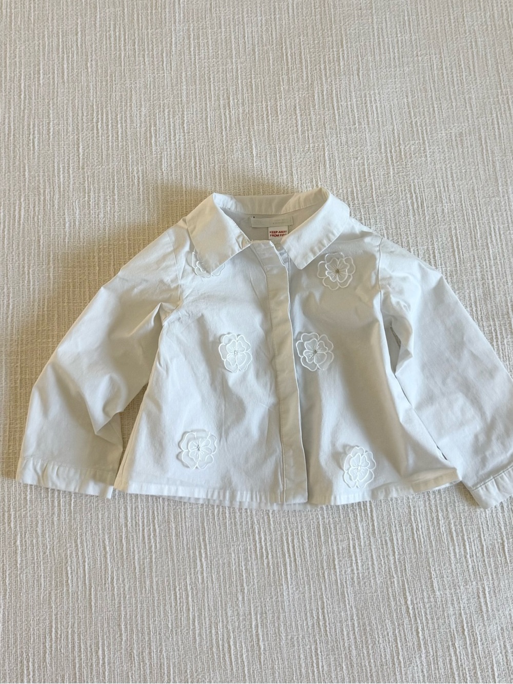 Girls White Floral Appliqué Button-Front Shirt
